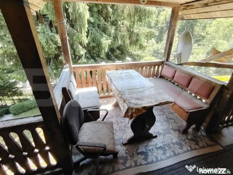 Casă cu 5 camere cu Teren 175 Mp în Lunca