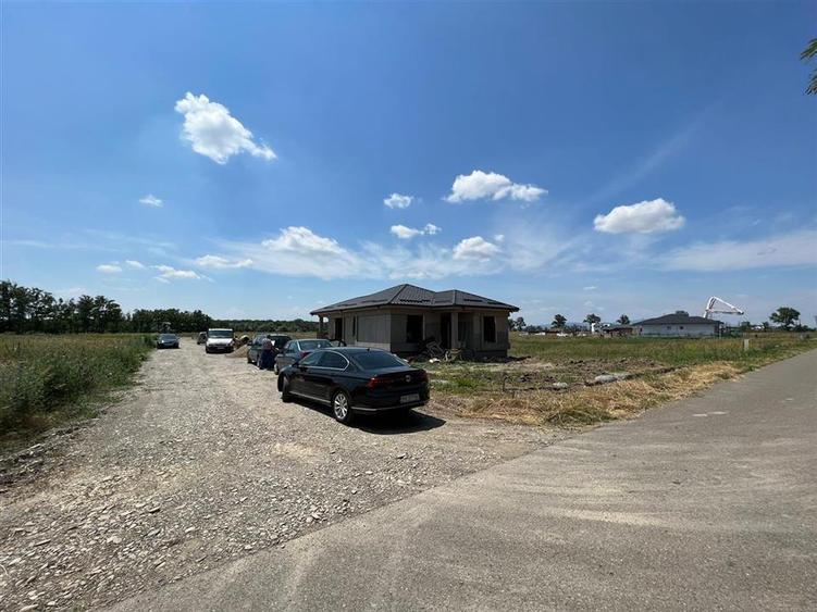 Teren Construcții intravilan de 576 mp, în Exterior Nord