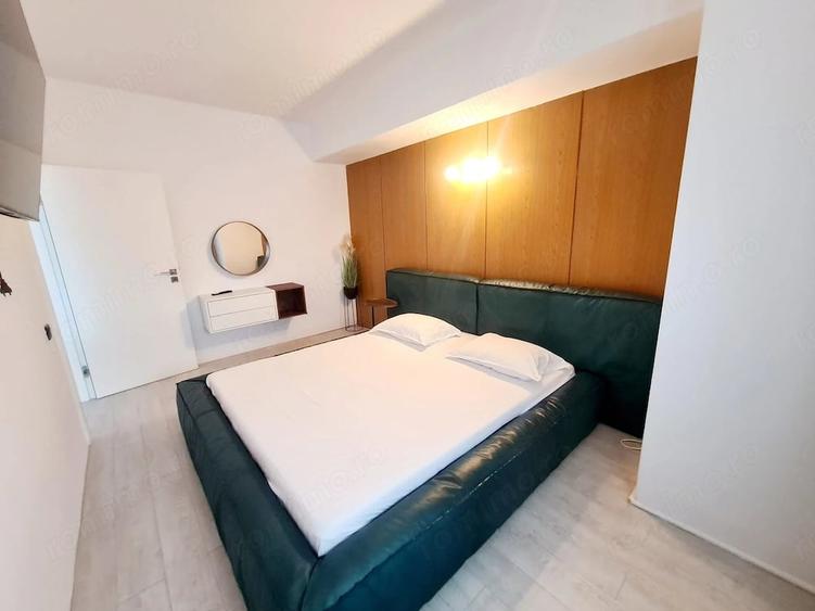 Apartament cu 3 camere decomandat în Căzănești (Râmnicu Vâlcea)