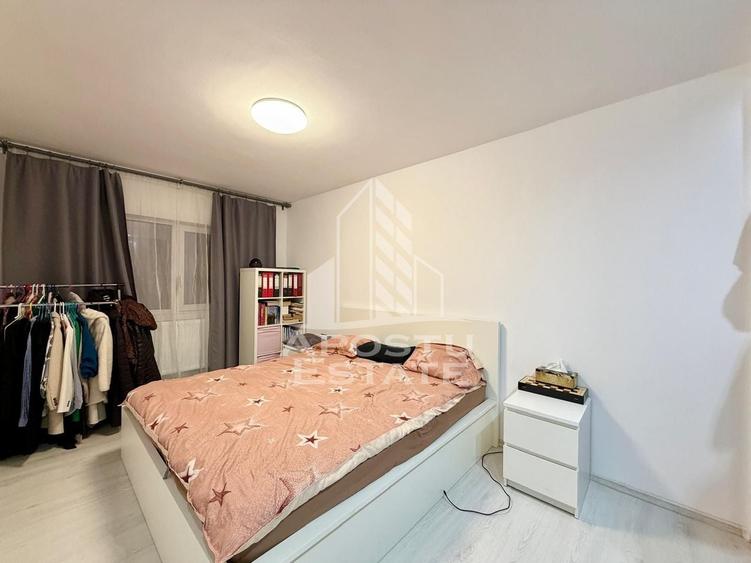Apartament cu 4 camere decomandat, mobilat în Lipovei