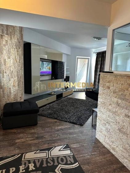 Apartament cu 4 camere decomandat, mobilat în Central