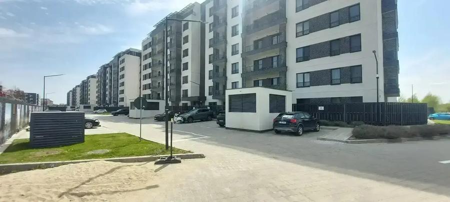 Apartament cu 3 camere decomandat, mobilat în Pipera