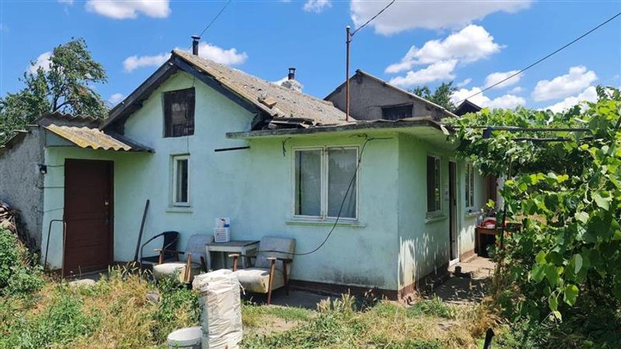 Casă individuală cu 2 camere cu Teren 1711 Mp în Topraisar