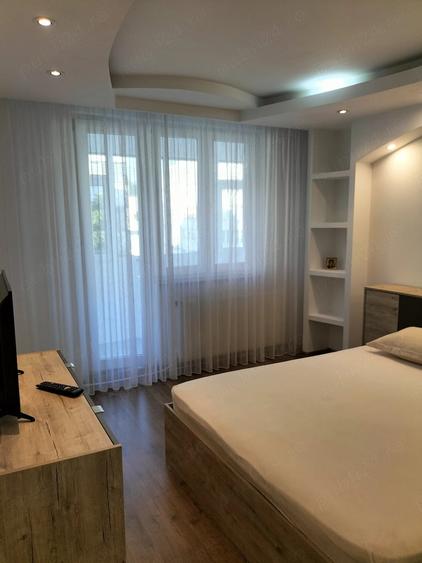 Apartament cu 2 camere decomandat în Precista