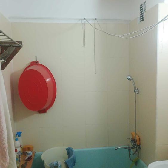 Apartament cu 2 camere semidecomandat în Siret