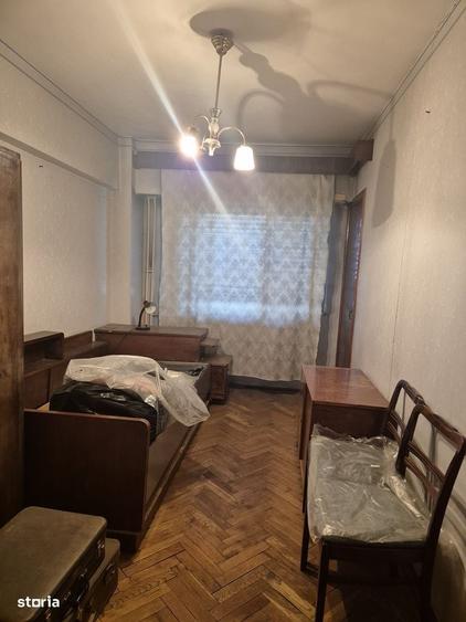 Apartament cu 3 camere decomandat în Ultracentral
