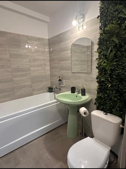 Apartament cu 2 camere semidecomandat, mobilat în Gara