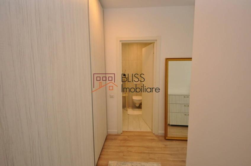 Apartament cu 3 camere semidecomandat în Titan