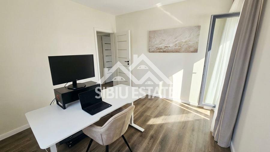 Apartament cu 3 camere decomandat, mobilat în Mihai Viteazul