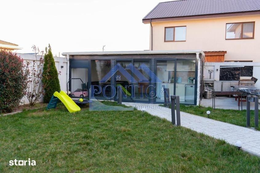 Casă cu 4 camere cu Teren 380 Mp în Năvodari