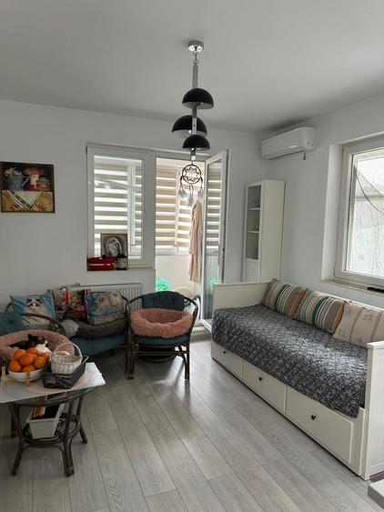 Apartament cu 4 camere decomandat în Dristor