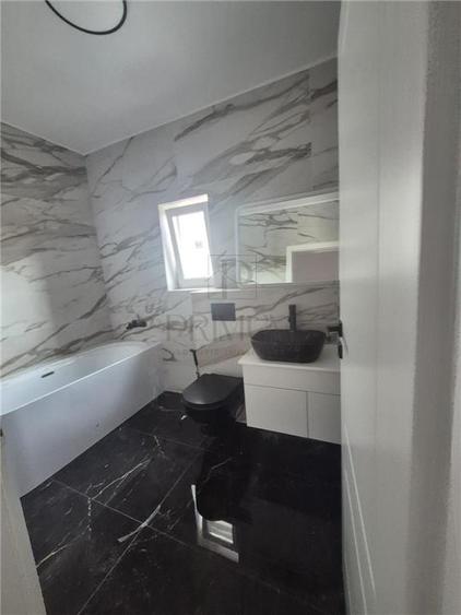Duplex cu 4 camere cu Teren 375 Mp în Moșnița Nouă