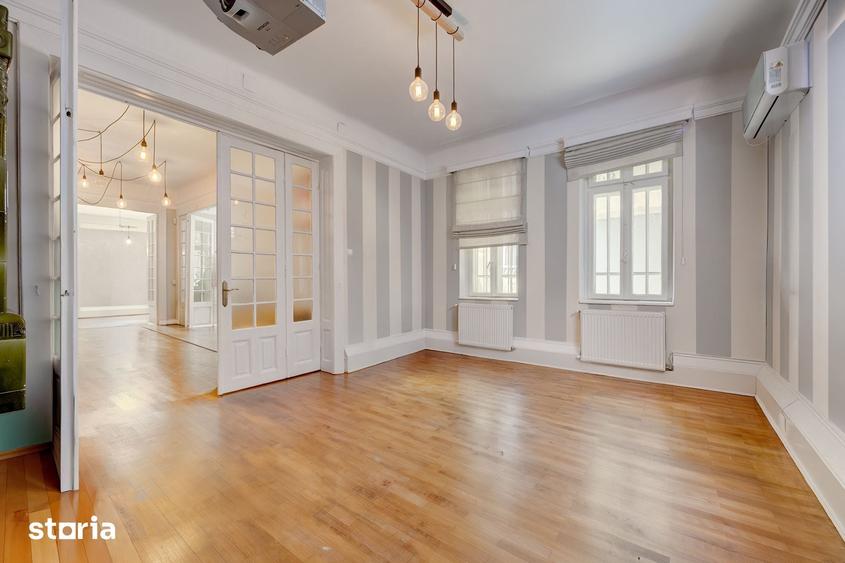 Apartament cu 5 camere decomandat în Aviatorilor