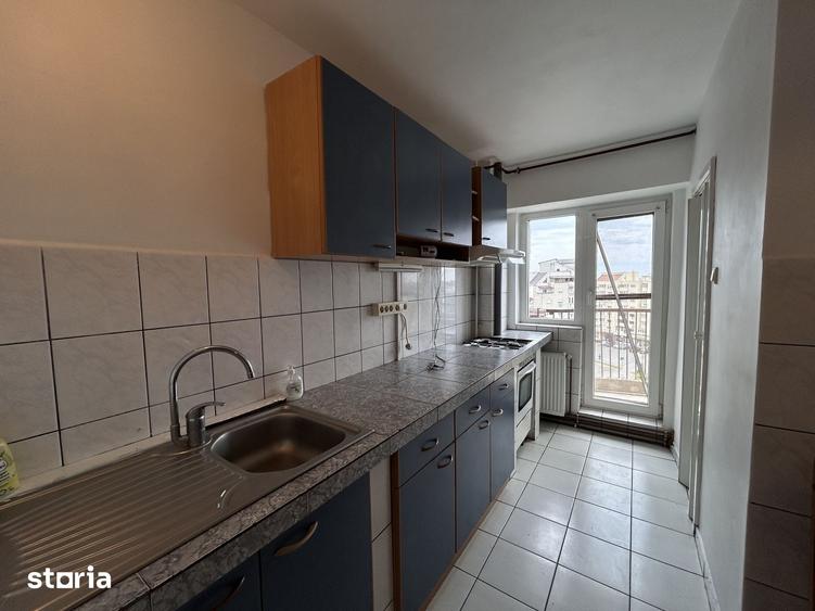 Apartament cu 2 camere decomandat în Intim