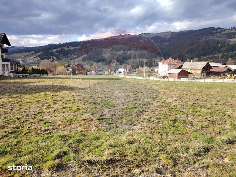 Teren de 1660 mp, în Central