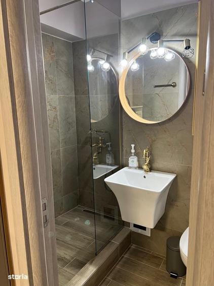 Apartament cu 2 camere decomandat în Casa de Cultură