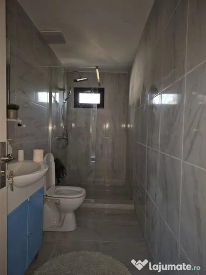 Casă cu 4 camere cu Teren 700 Mp în Hotvon