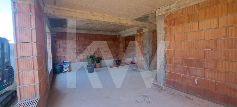 Duplex cu 4 camere cu Canalizare în Șelimbăr