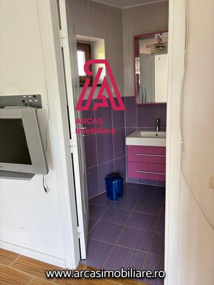 Casă individuală cu 5 camere cu Canalizare în Cisnădioara