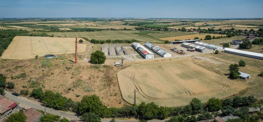 Spațiu industrial, de 7,684 mp, în Roșiori