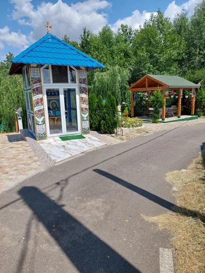 Casă cu 2 camere cu Teren 4500 Mp în Ionești