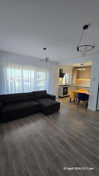 Apartament cu 2 camere decomandat în Kamsas