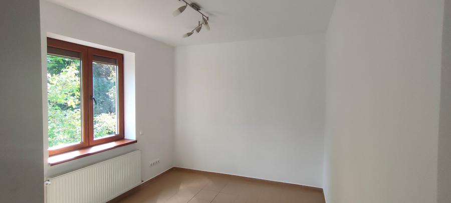 Centru,se vinde apartament decomanadat cu doua camere, pret55000euro - 5