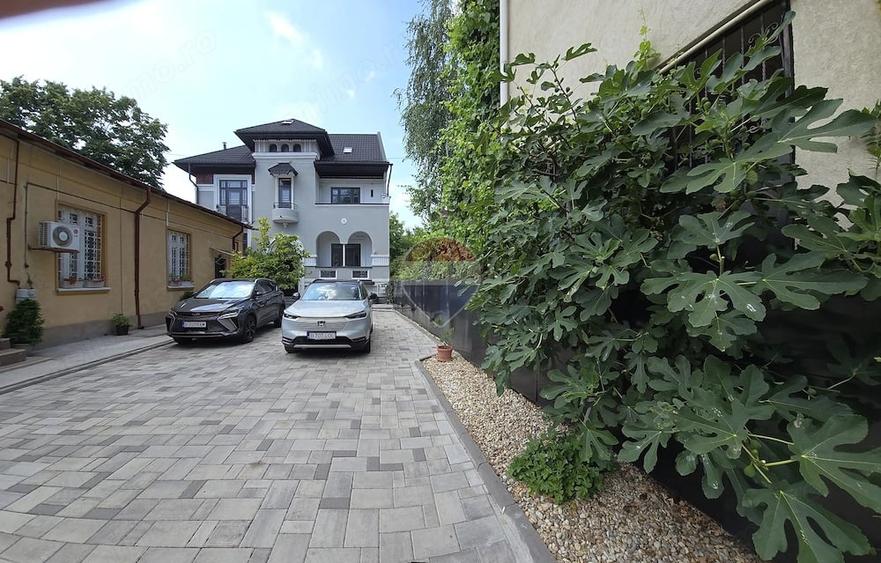 Vila de inchiriat | Dacia Str. Toamnei | 185 mp, curte - 15
