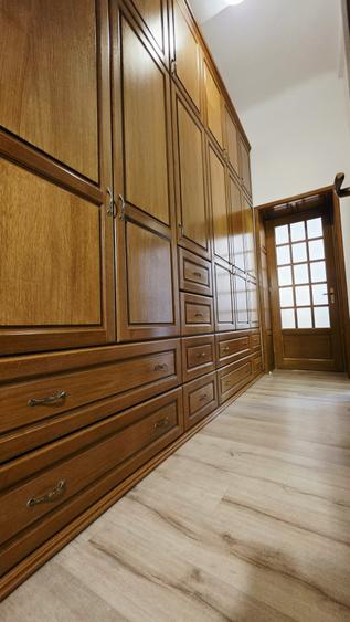 Universitate apartament in vila ideal locuit sau firma - 8
