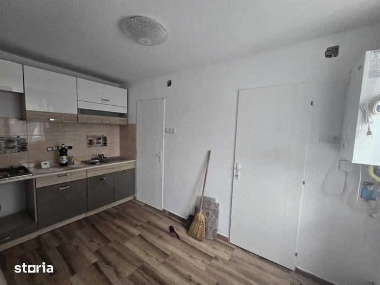 Casă cu 2 camere cu Teren 500 Mp în Central