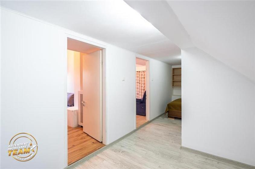 Casă cu 7 camere cu Teren 2822 Mp în Căpeni