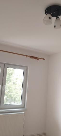 Apartament cu 3 camere decomandat în Exterior Vest