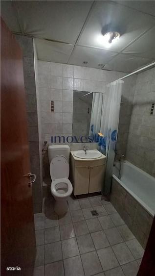 Apartament cu 3 camere decomandat în Cloșca