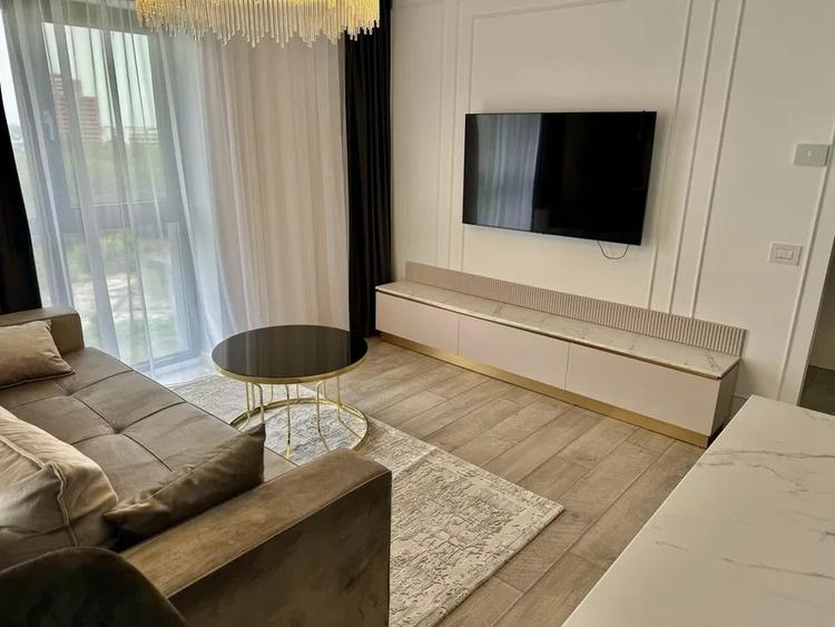 Apartament cu 2 camere decomandat, mobilat în P-ta Presei Libere
