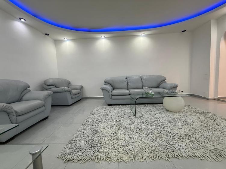 Apartament cu 2 camere decomandat în Sebastian