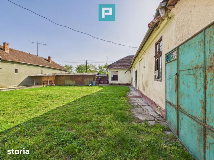 Spațiu comercial, de 135 mp, în Iratoșu