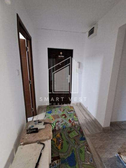 Apartament cu 3 camere decomandat, mobilat în Micro 17