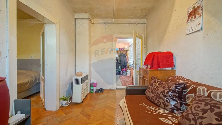 Casă cu 3 camere cu Teren 230 Mp în Carierei