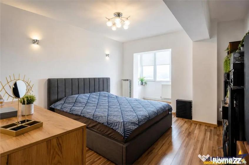 Apartament cu 3 camere decomandat în Dârste