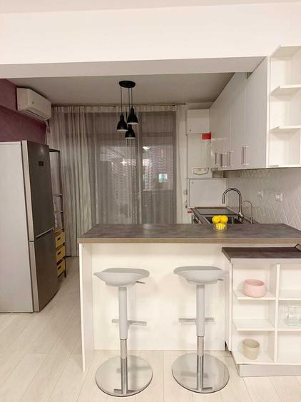 Apartament cu 2 camere semidecomandat în Nerva Traian