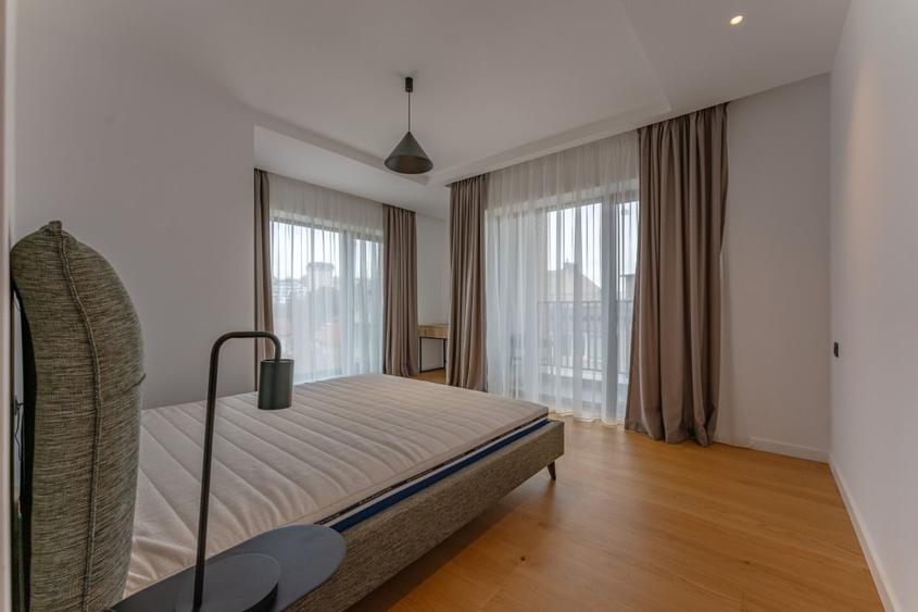 Apartament cu 2 camere decomandat, mobilat în Central