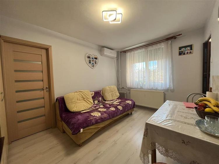 Apartament cu 2 camere semidecomandat în Rogerius