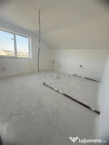 COMISION 0 / MOSNITA / 1/2 DUPLEX PE ETAJ /FINISAJE LA ALEGE - 5