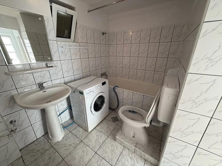 Casă cu 4 camere cu Teren 800 Mp în Central