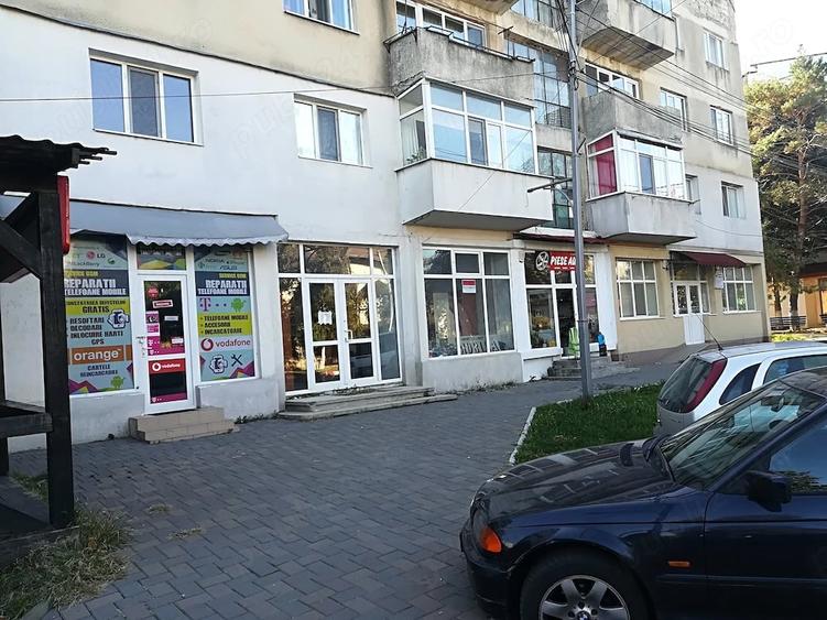 Spațiu comercial, de 85 mp, în Central