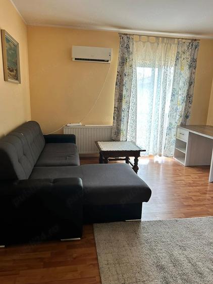Apartament cu 2 camere semidecomandat în Dumbrăvița