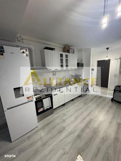 Apartament cu 3 camere în Central — fotografia 1