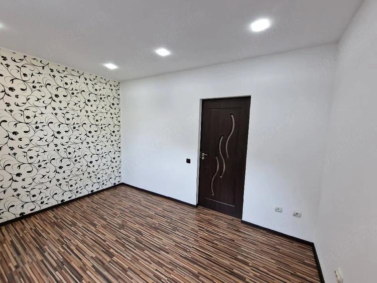 Casă cu 2 camere cu Teren 446 Mp în Rahova