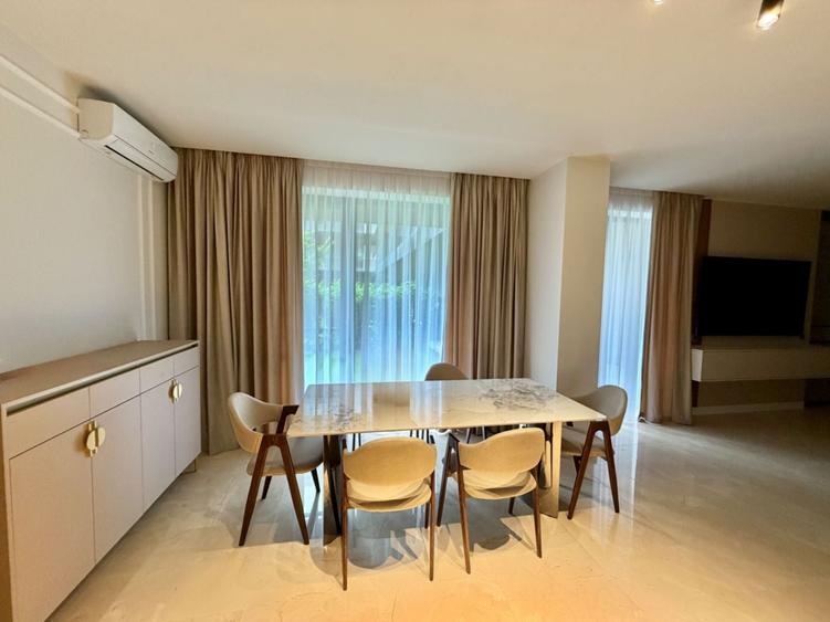 Apartament cu 4 camere, mobilat în Iancu Nicolae