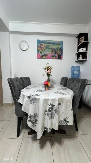 Casă cu 4 camere în Crevedia